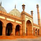 The facade of Zeenat-ul-Masajid Photo - Delhi, India 